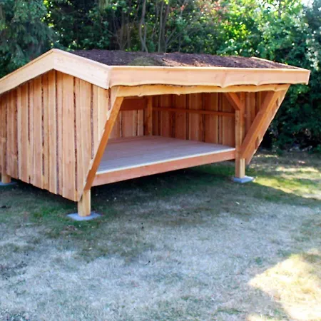 Hébergement de vacances 8 Person In *